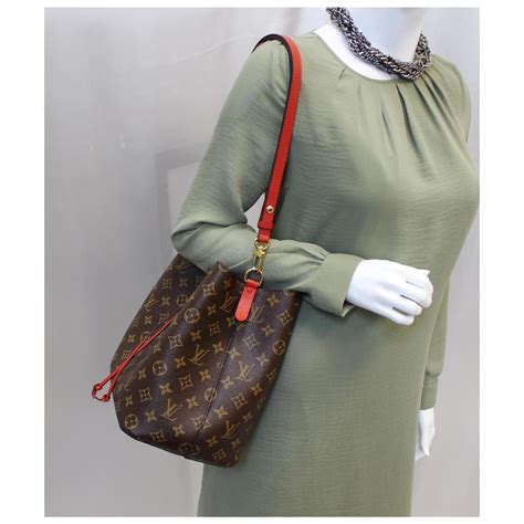 louis vuitton shoulder bag with buckle|Louis Vuitton neonoe monogram.